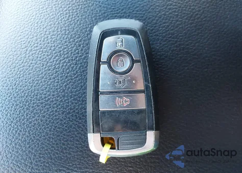 2020 Ford Expedition Xlt z USA, uszkodzony, nr VIN 1FMJU1HT8LEA05365